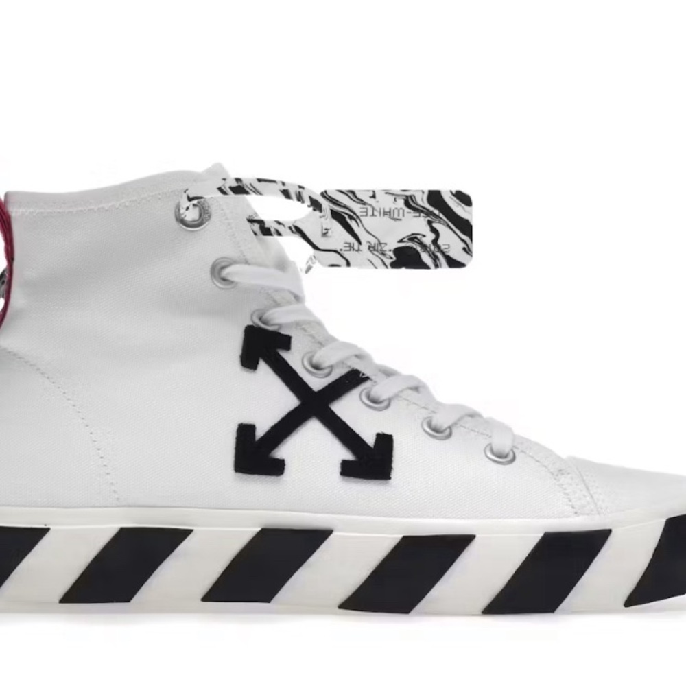 Off-White Mid Top